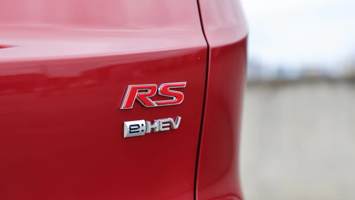 Honda CR-V e-HEV RS 2023 badge
