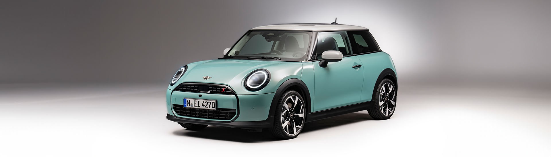 Mini Cooper 2024: facelifted petrol-powered small hatchback revealed