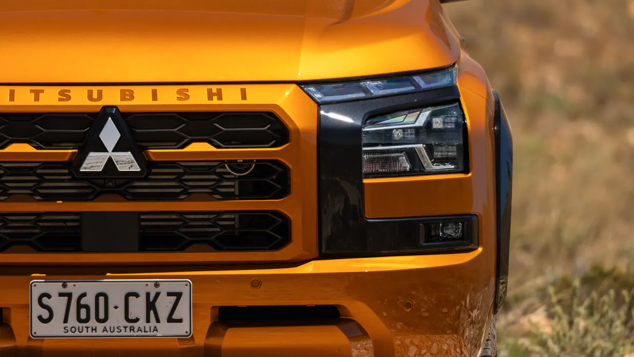 Mitsubishi Triton GSR 2024 grille