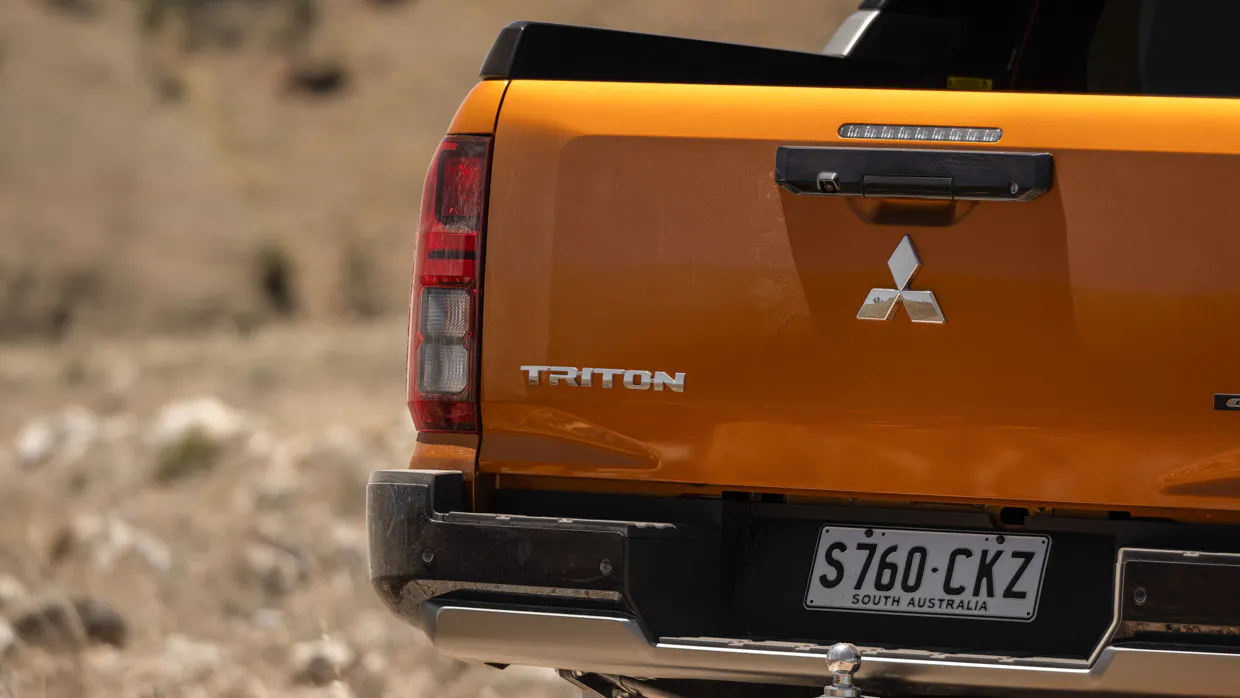 Mitsubishi Triton GSR 2024 badge