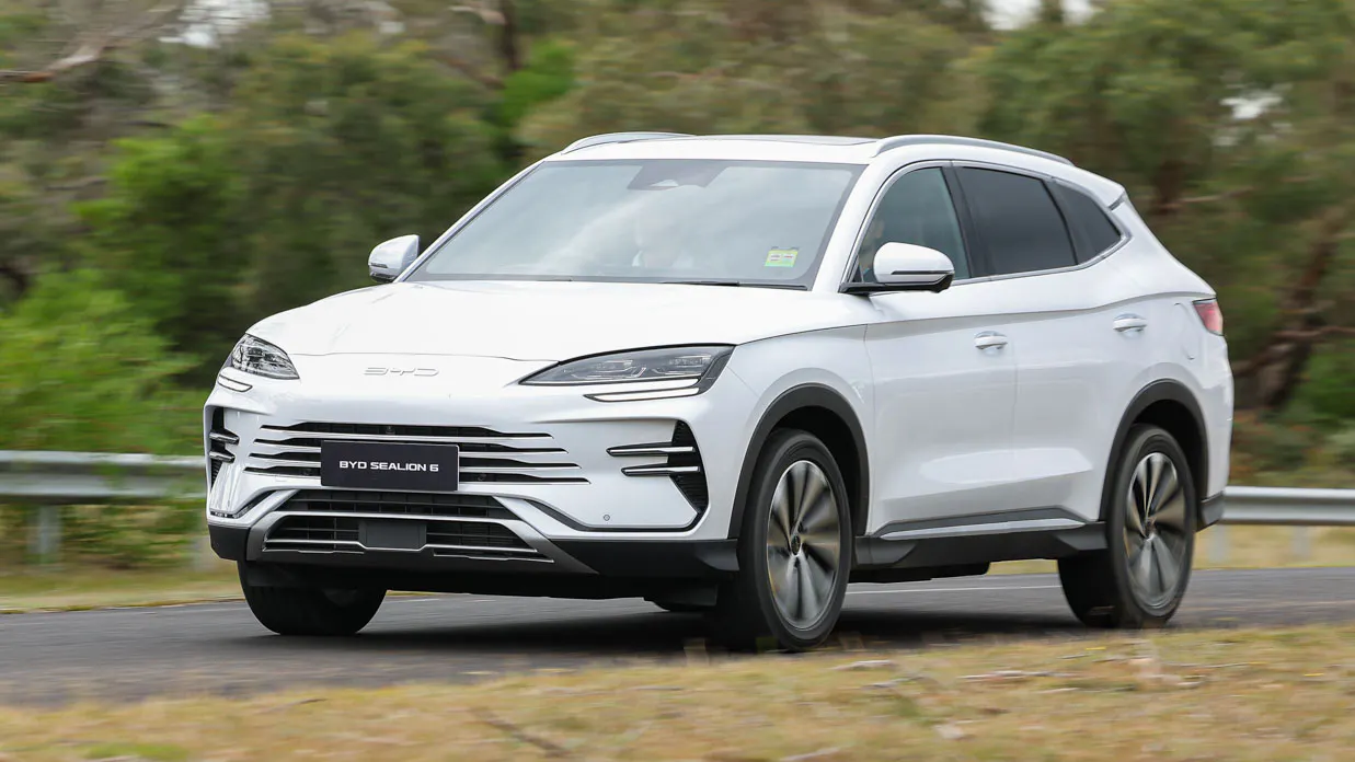BYD Sealion 2024 driving 7