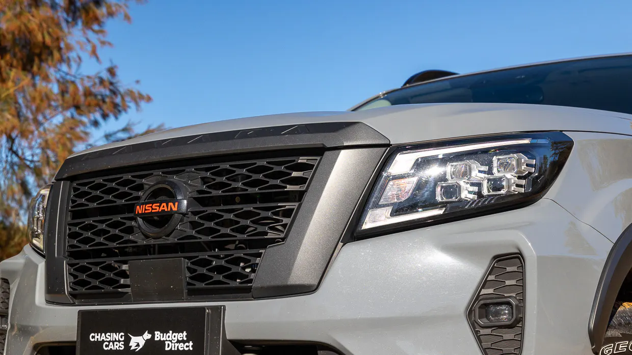 Nissan Navara Pro-4X 2024 front 3/4 close