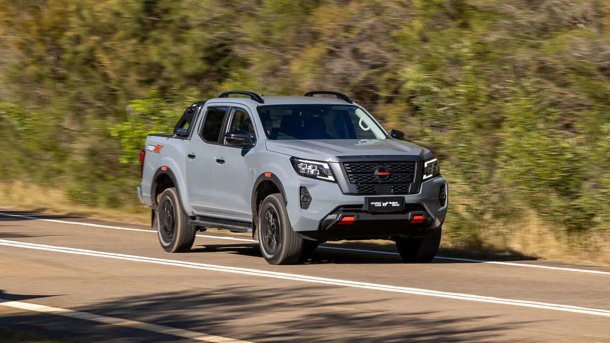 Nissan Navara Pro-4X 2024 driving front 4
