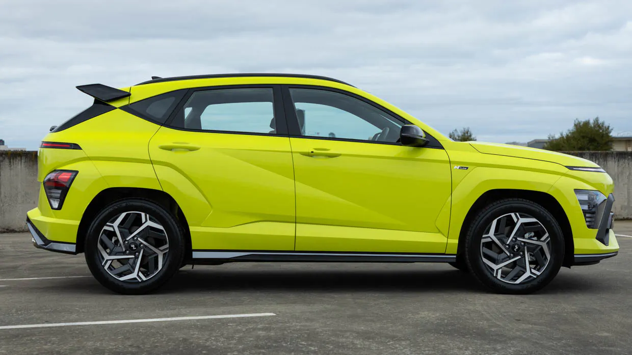 2024 Hyundai Kona Hybrid N-Line side profile static