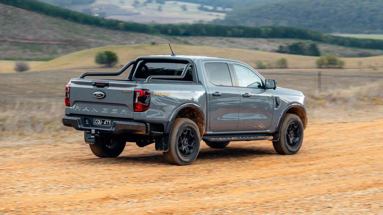 Ford Ranger Tremor 2024 rear driving