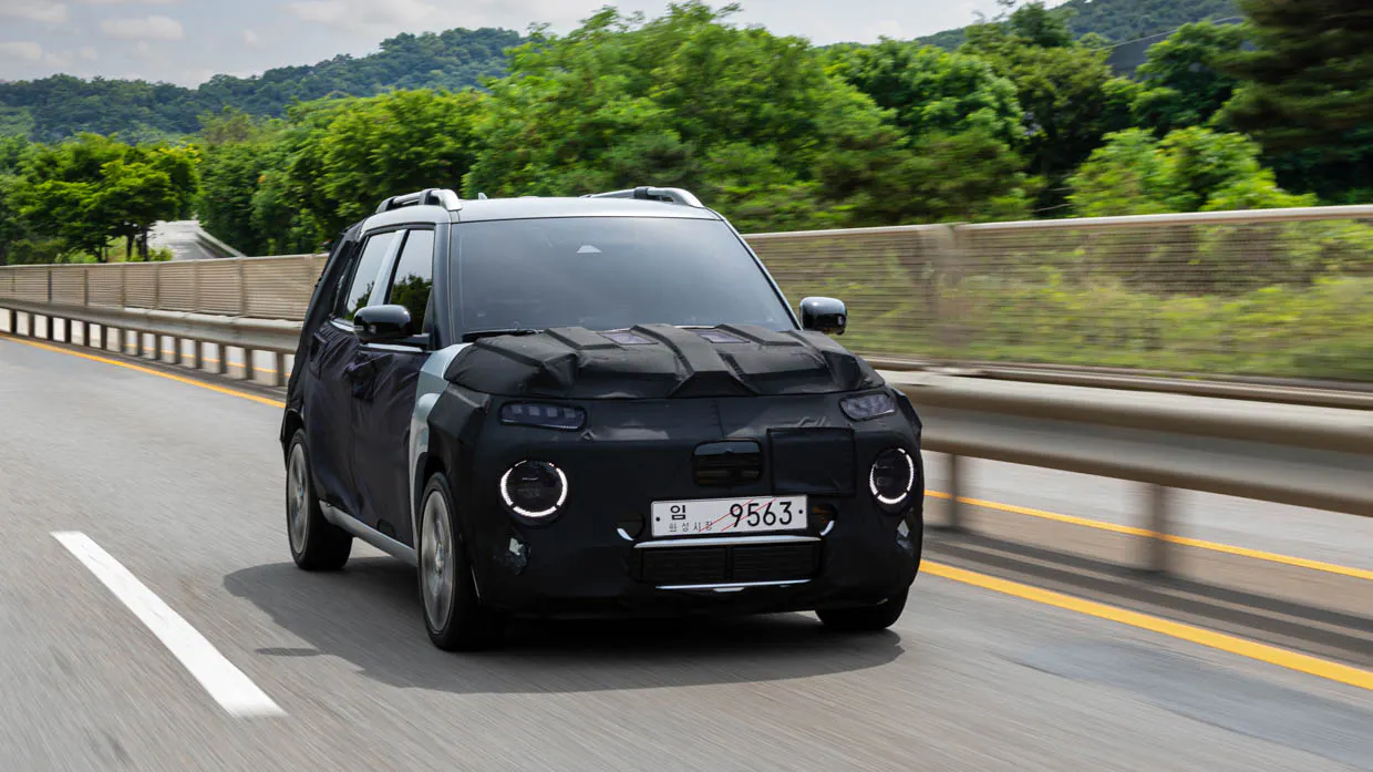 Hyundai Inster 2025 front driving 2