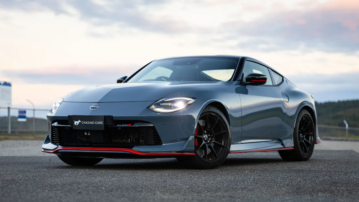 Nissan Z Nismo 2024 front 3/4 moody