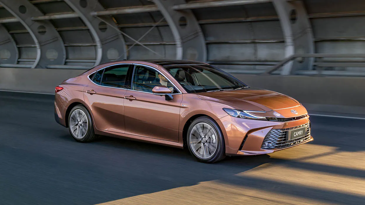 2024 Toyota Camry SL front 3/4 driving 3