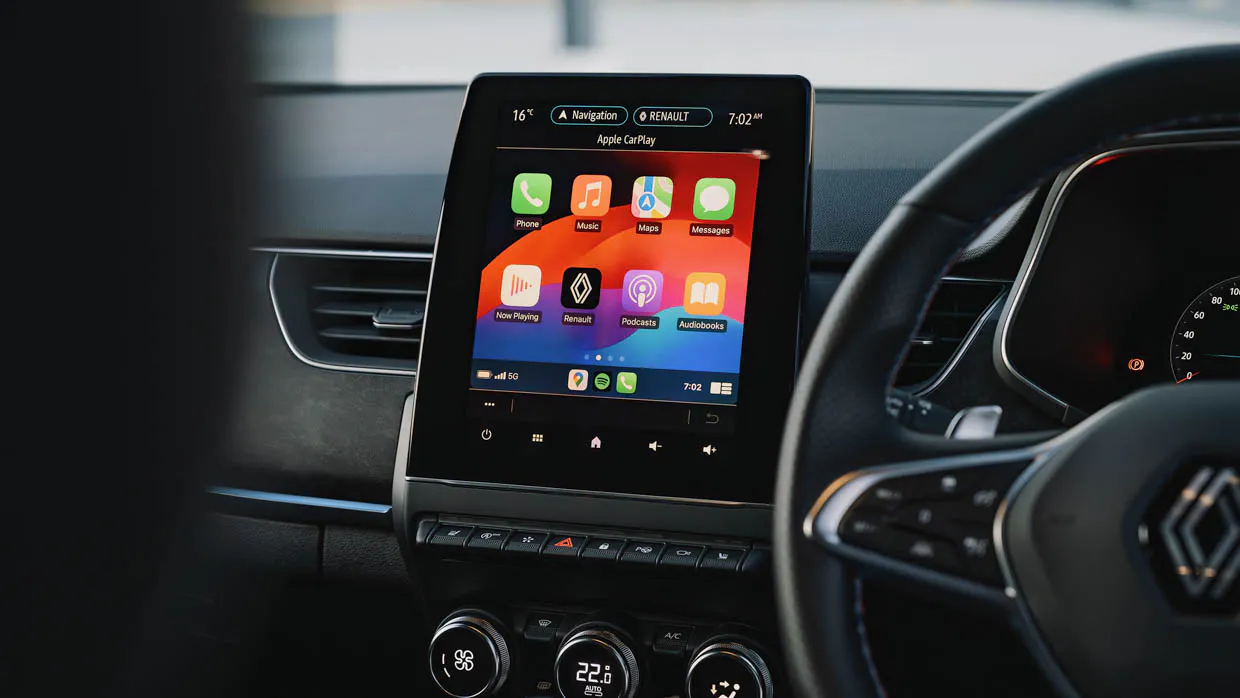 2024 Renault Arkana Esprit Alpine interior screen apple carplay