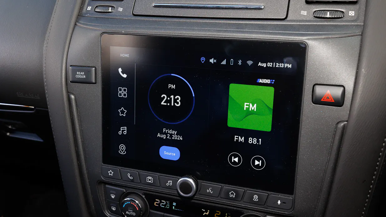 2024 Nissan Patrol Ti-L interior new touchscreen
