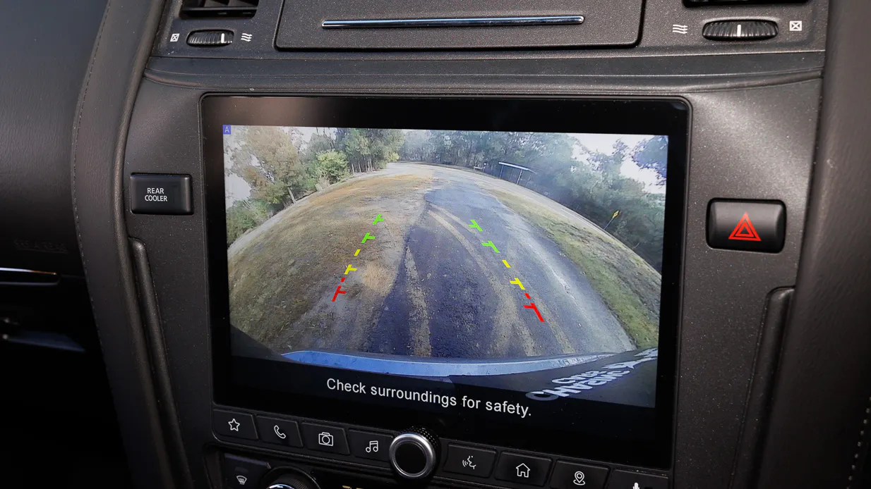 2024 Nissan Patrol Ti-L interior touchscreen reversing camera