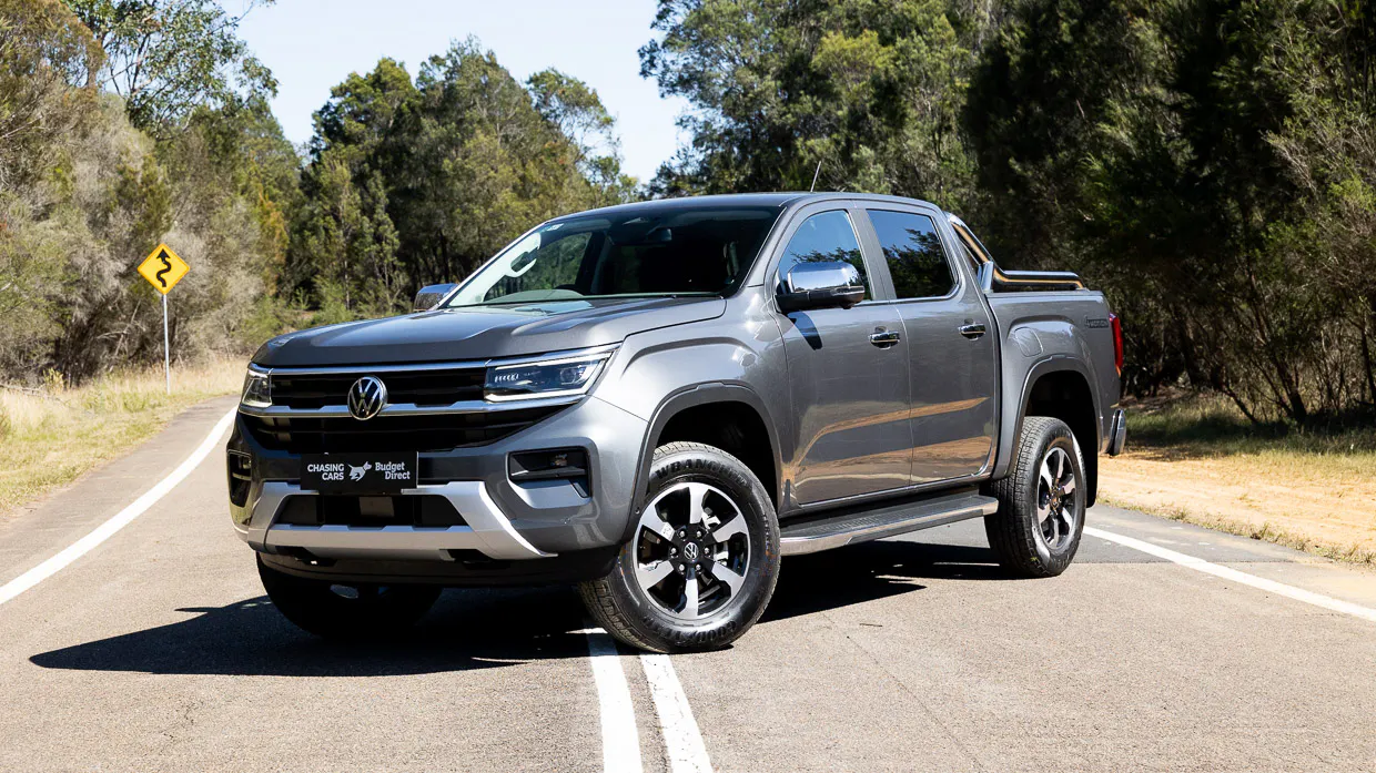 2024 Volkswagen Amarok Style TDI500 front 3/4 static