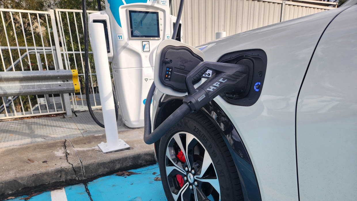 Car news, 14 April '25: Electric Vehicle Council criticises Coalition promise, Volkswagen’s third-gen Tiguan pricing and specs