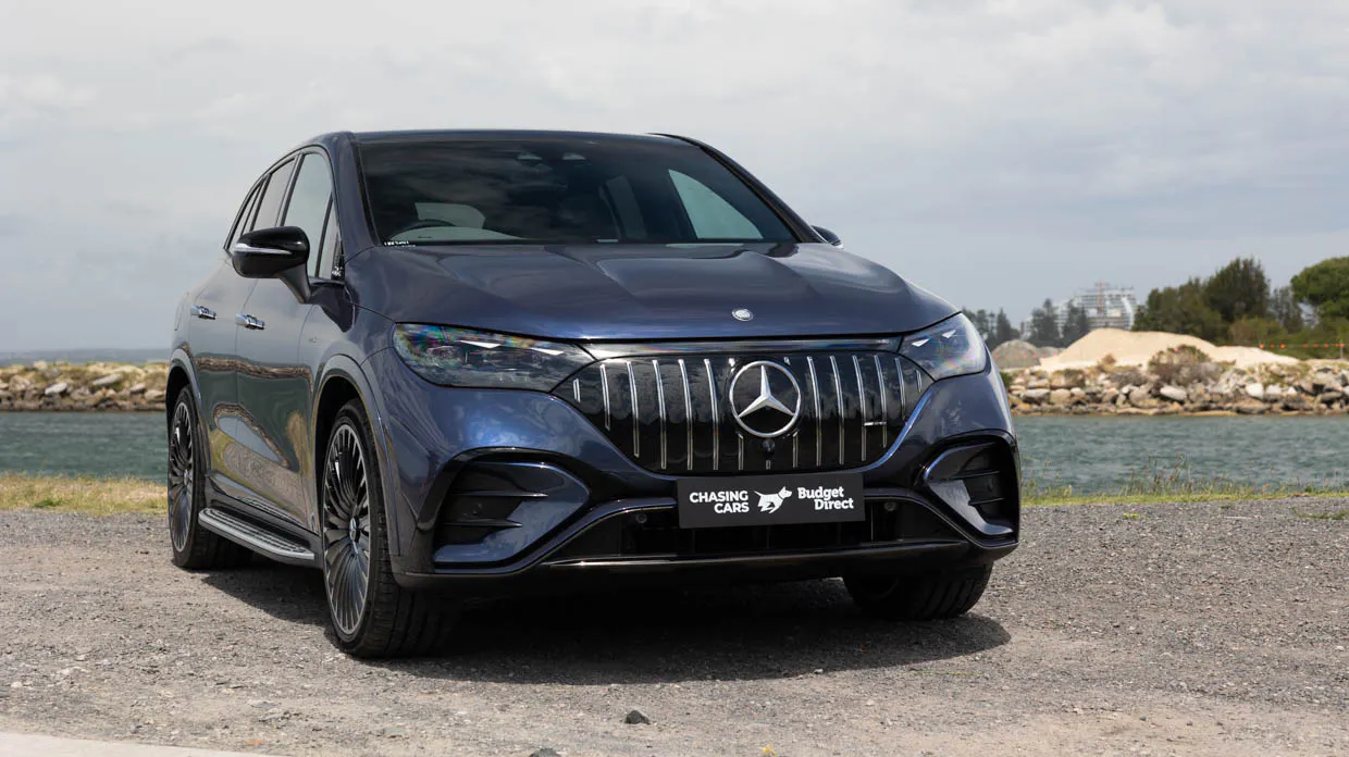 Mercedes-AMG EQE 53 SUV 2025 front 3/4