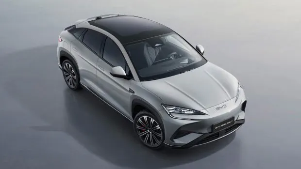 2025 BYD Sealion 7 top down static shot