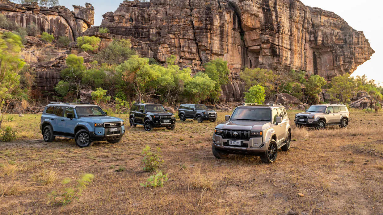 2025 Toyota Land Cruiser Prado vs Ford Everest vs GWM Tank 500: spec battle!