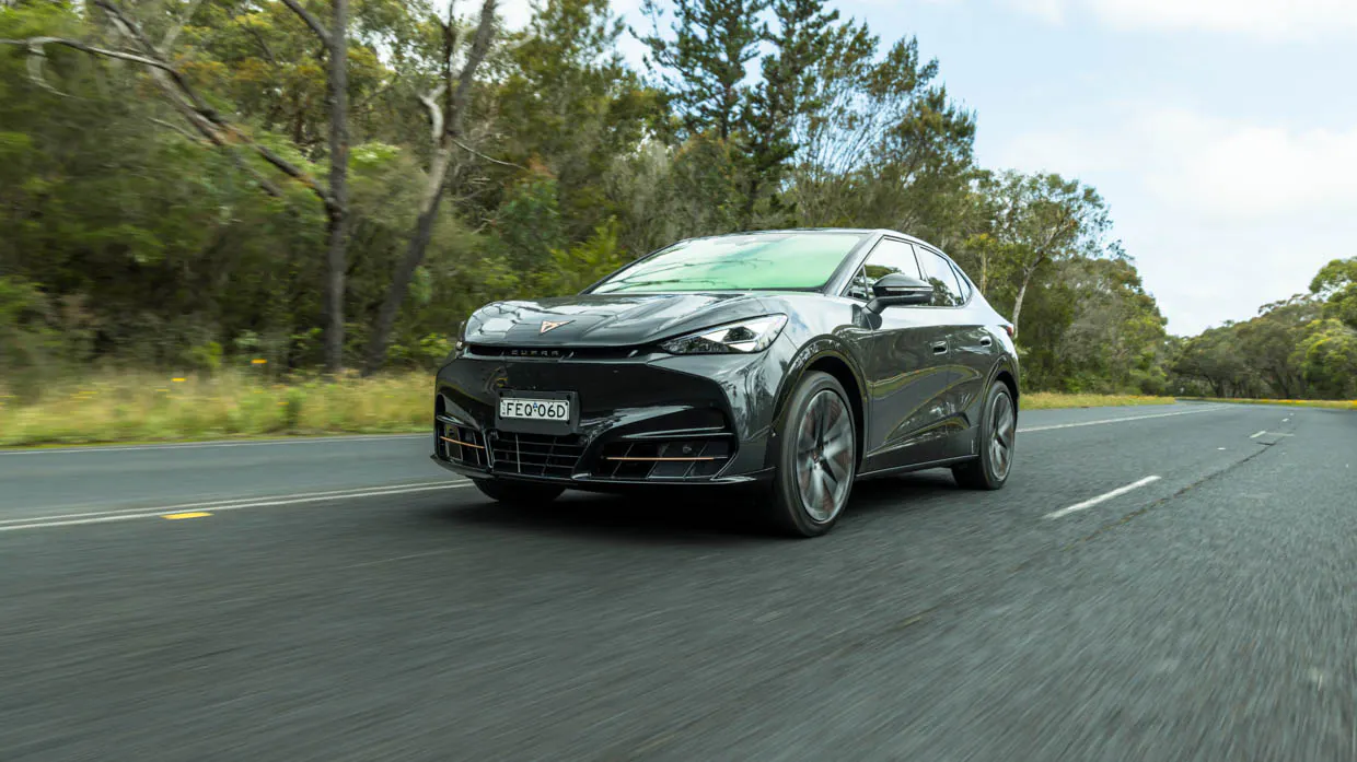 Cupra Tavascan 2025 driving front 3