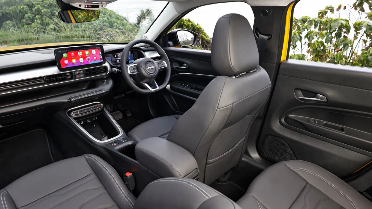 Jeep Avenger 2025 interior 2
