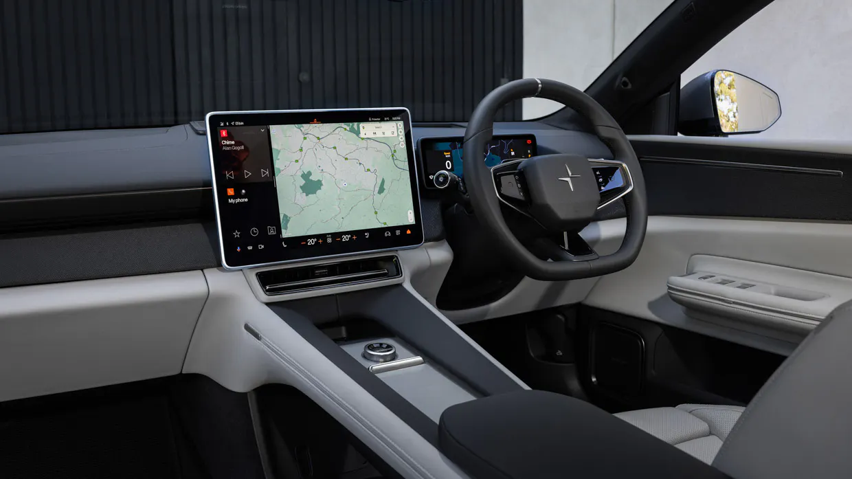 Polestar 4 2025 interior 2