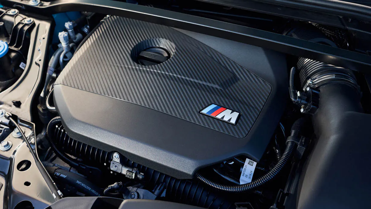 BMW M235 xDrive 2025 engine