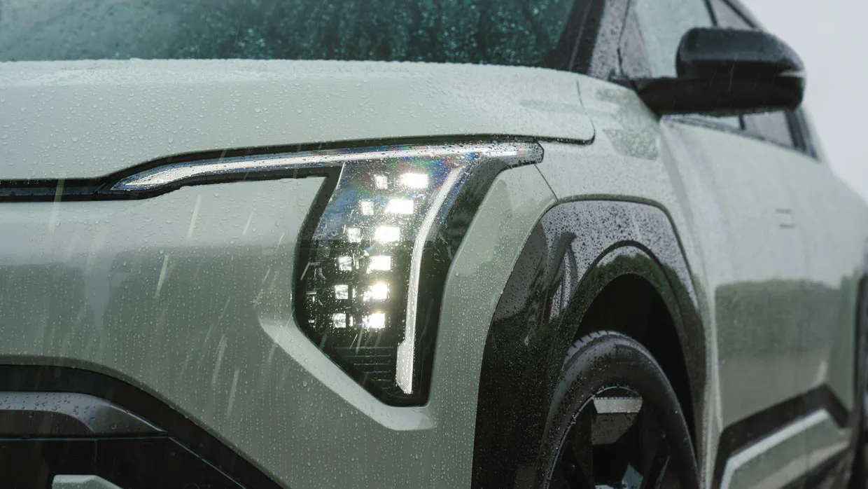 Popular electric car goes AWD: EV3 GT-Line AWD 2026 joins range as all-paw BYD Atto 3, MG S5, Megane E-Tech rival