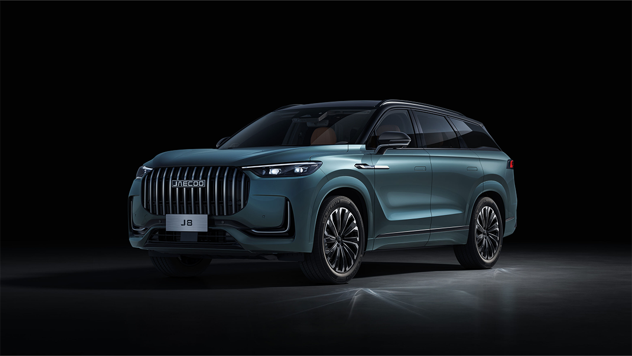 Jaecoo’s J8 looks to take on Hyundai Santa Fe and Mazda CX-60 with premium fitout and tantalizing price