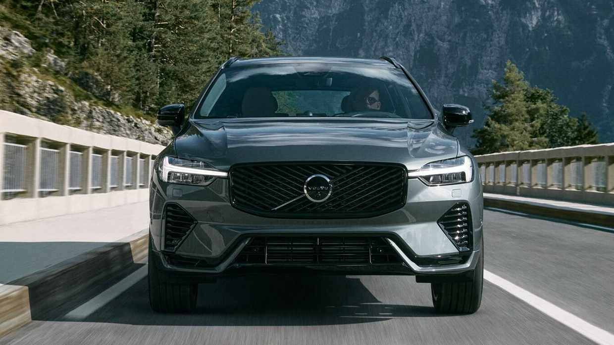 Every new Volvo model coming: XC90 and XC60 Hybrid SUVs, EX30CC off-road EV SUV, ES90 EV sedan, XC70 PHEV, EM90 Luxury MPV