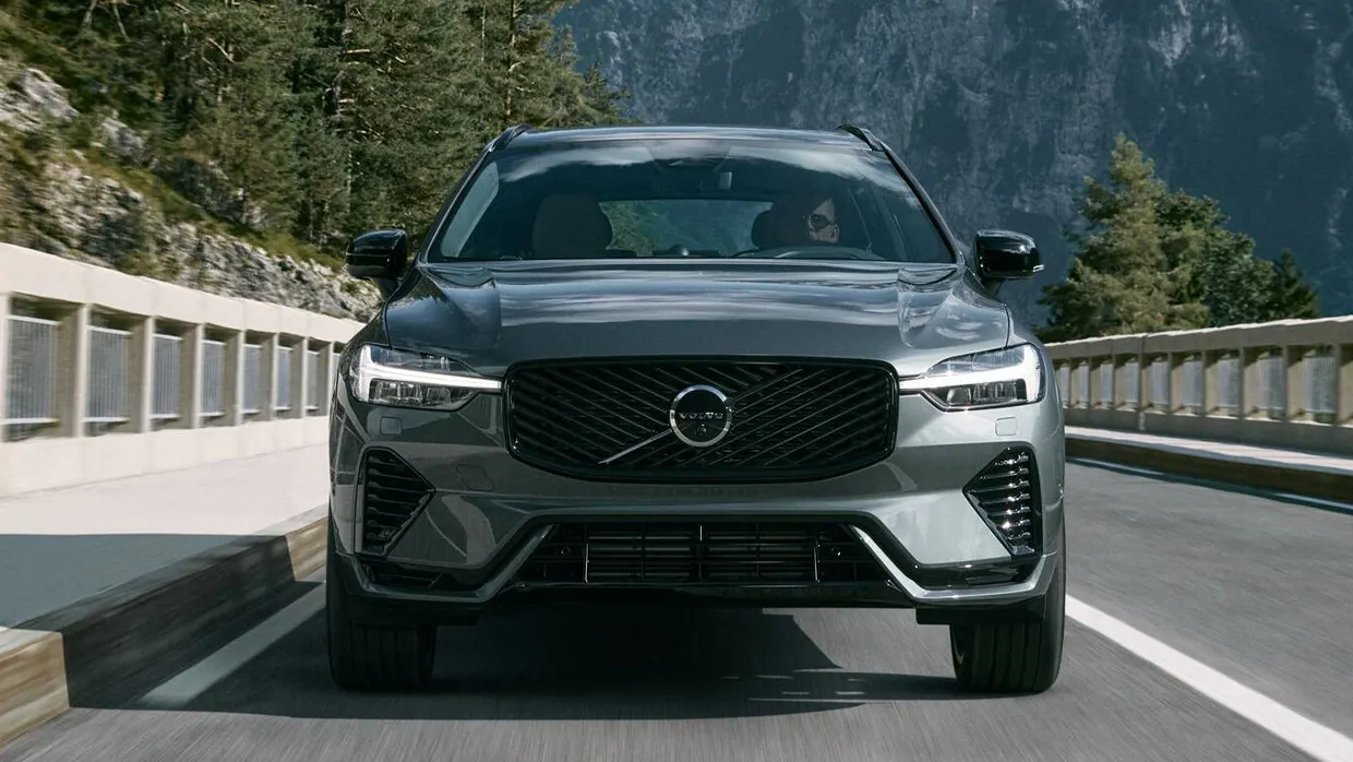 Every new Volvo model coming: XC90 and XC60 Hybrid SUVs, EX30CC off-road EV SUV, ES90 EV sedan, XC70 PHEV, EM90 Luxury MPV