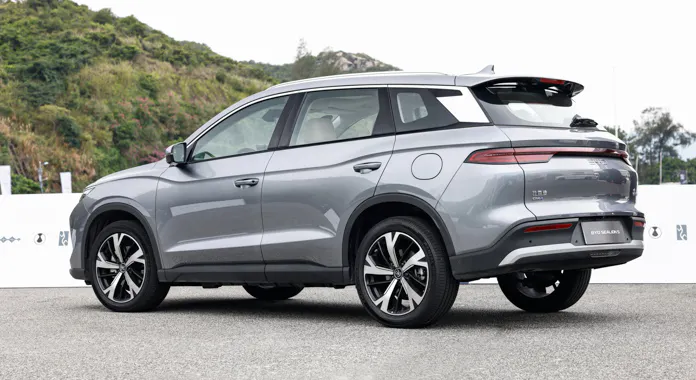 BYD Sealion 5