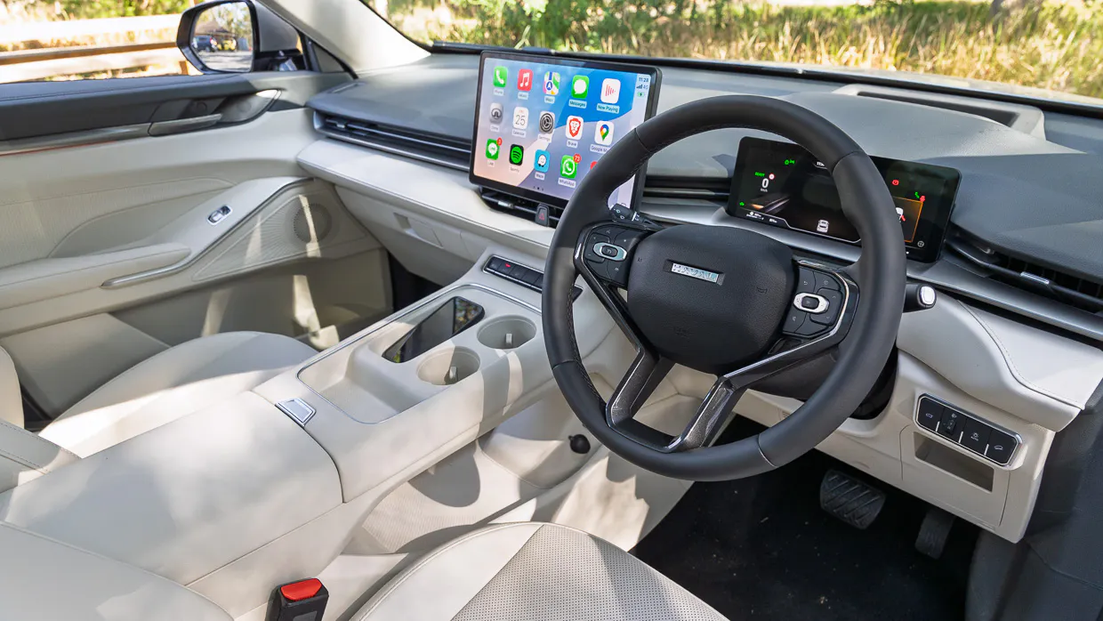 Haval H6 HEV 2025 interior