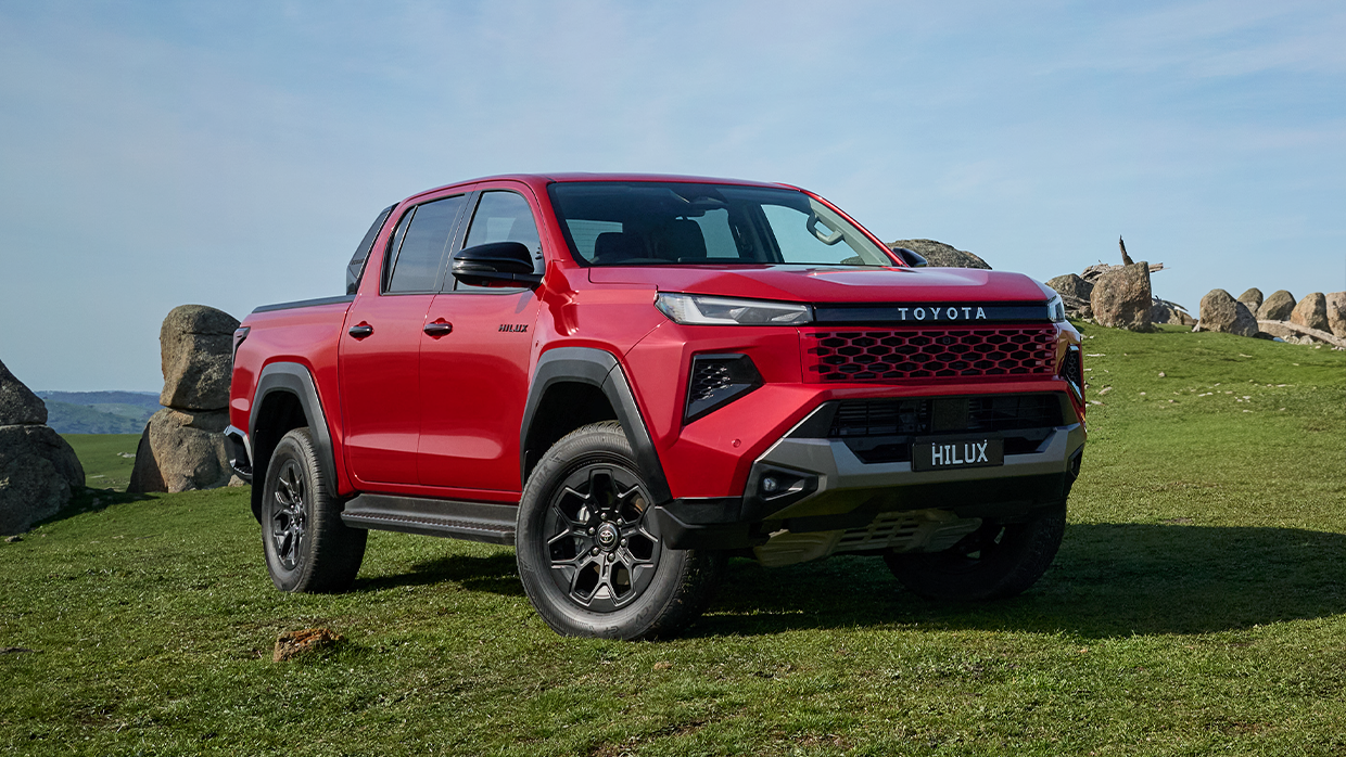 VFacts November ’25: sales fall shy of 2024’s record as EVs and plug-in hybrids surge, Toyota extends its dominance