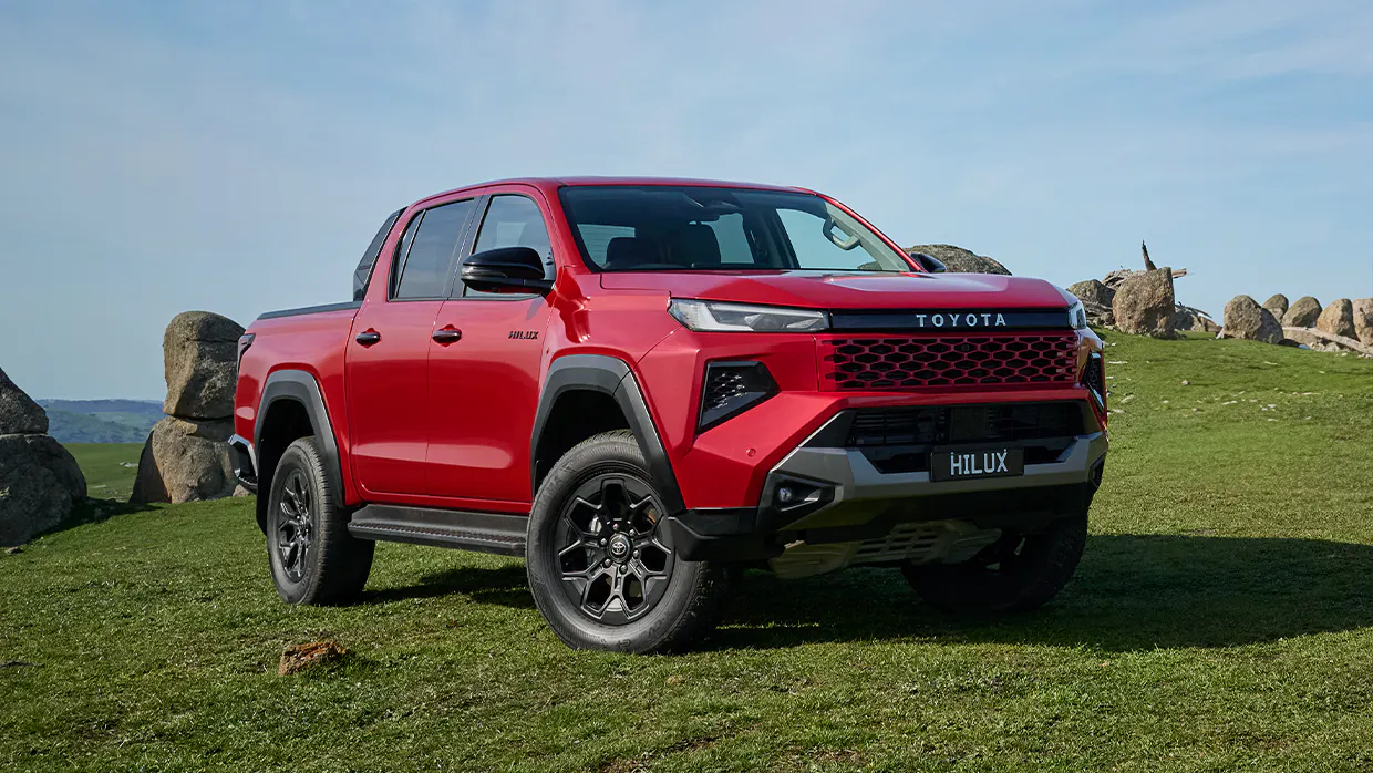 VFacts November ’25: sales fall shy of 2024’s record as EVs and plug-in hybrids surge, Toyota extends its dominance