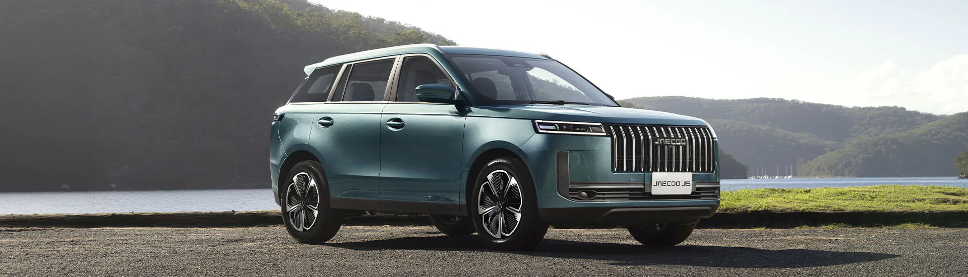 Jaecoo J5 2026: Chery’s baby Range Rover lookalike adds hybrid power to rival Corolla Cross, BYD Sealion 5 & Honda HR-V