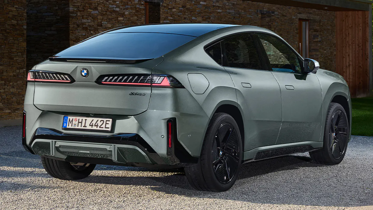 BMW iX4 electric coupe SUV revealed with 828km range