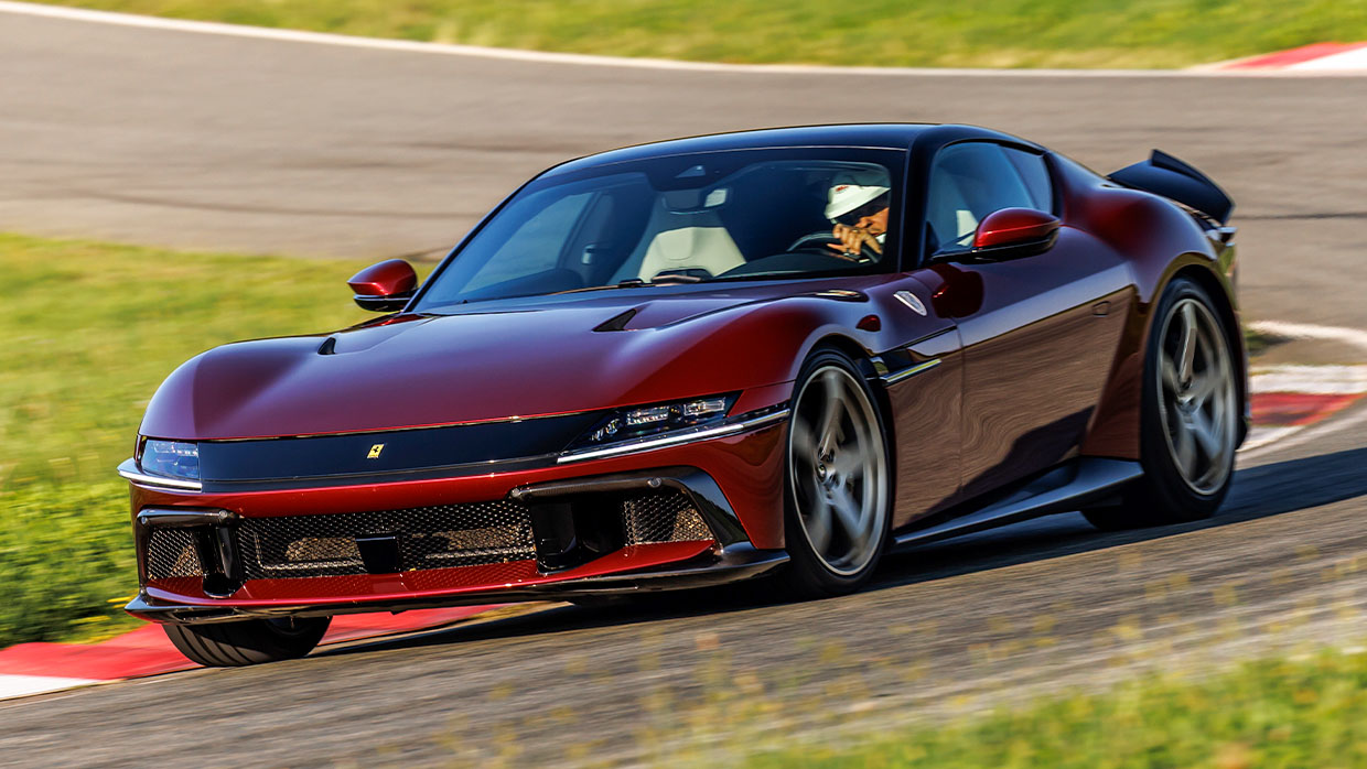 Ferrari 12Cilindri Manuale 2027 review
